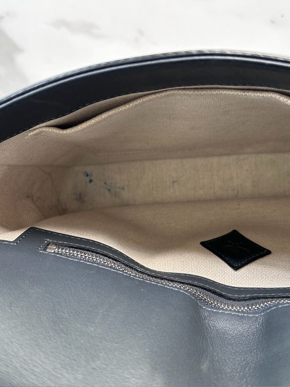 MCM Men’s Himmel Lauretos Messenger Bag - Picture 12 of 16